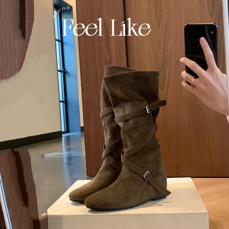 新款堆堆靴子女增高6cm韩系百搭圆头扣带柔软褶皱显瘦中筒骑士靴
