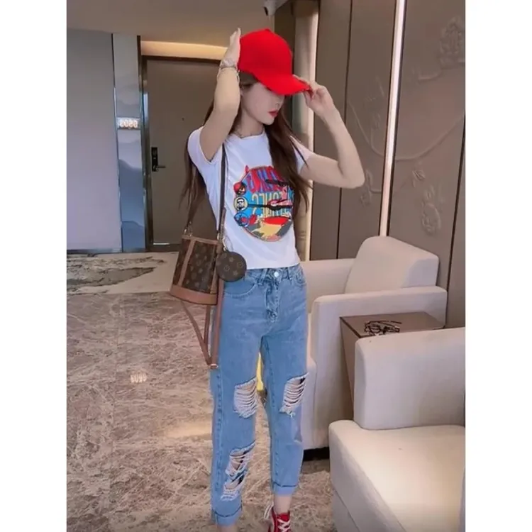 夏装超火减龄休闲运动套装巨好看的今年流行简约短袖阔腿裤两件套