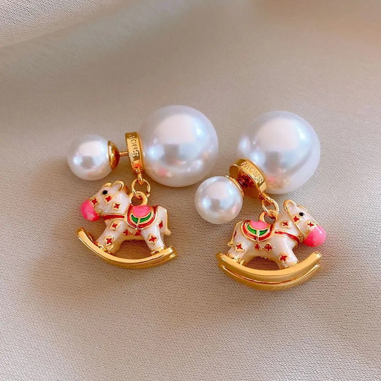 高级感穿戴甲童趣时尚精致彩色滴油摇马珍珠项链耳环复古轻奢百搭