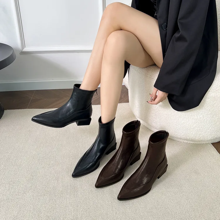 真皮马丁靴女2025年新款复古尖头切尔西靴秋冬单靴百搭中跟瘦瘦靴