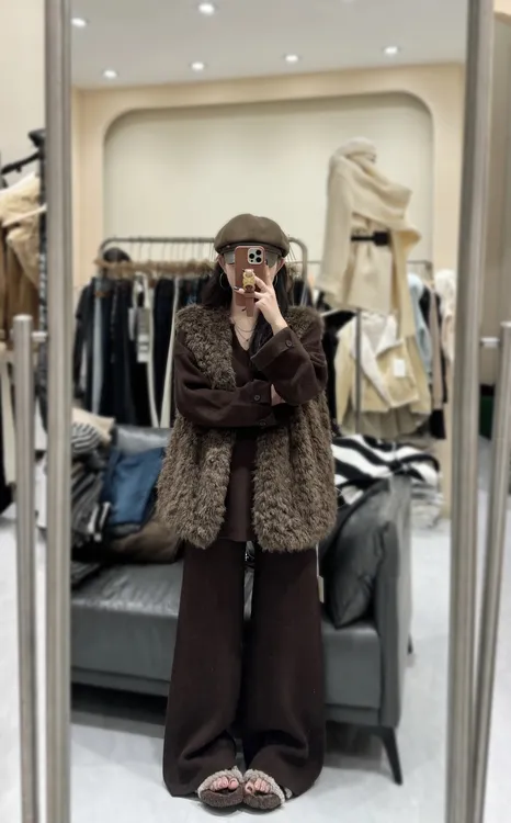 2025冬季新款韩系穿搭慵懒风毛毛马甲针织上衣休闲裤显瘦三件套女