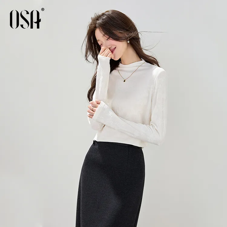 OSA/欧莎 肌理提花半高领T恤女秋季白色内搭打底衫上衣S125C11011