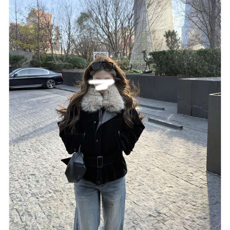 伦敦冬夜 棕色重工可拆卸毛领廓形腰带棉服外套上衣女时尚百搭