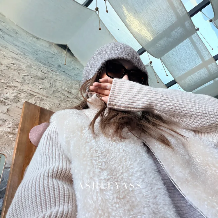 【ASHLEYASS】“老钱格调”隐贵风羊毛暖绒拼接皮草外套LSW251762S