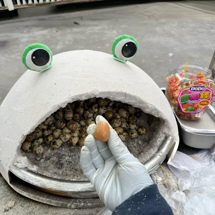 五香盐焗鹌鹑蛋，盐焗鹌鹑蛋