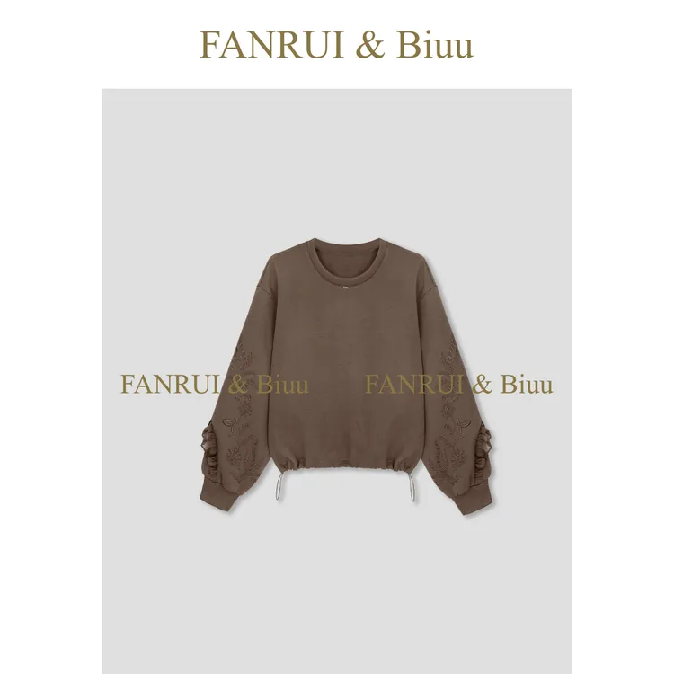 FANRUI/泛芮「仙踪林」绣花印烫复古洋气减龄时尚秋款卫衣B18497