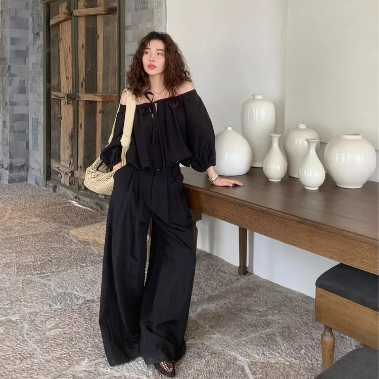 韩系纯欲一字肩泡泡长袖上衣直筒休闲裤女春夏季时尚套装休闲显瘦