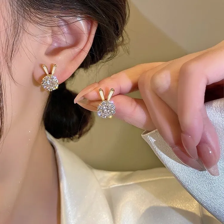 锌合金耳饰 兔子耳钉精致闪亮气质清新耳饰活泼可爱灵动礼物轻奢