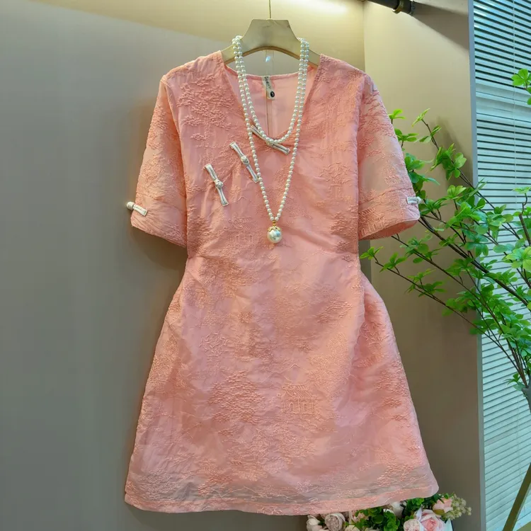 中国风暗纹盘扣中长款复古夏季新中式时尚绣花连衣裙（长91左右）