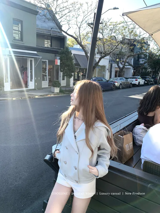 月光礼赞 月光蓝色银扣海军领外套女2025秋冬新款显瘦半身裙套装