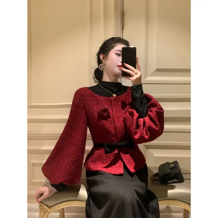 凌茜恣禾【初朵】圣诞套装女小香风外套冬季高领内搭上衣a字半身裙