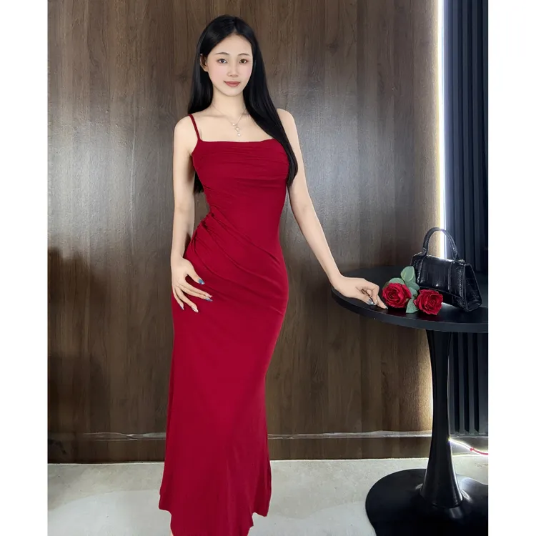 达令私服 气质感纯欲吊带露背连衣裙女鱼尾裙辣妹显身材包臀长裙