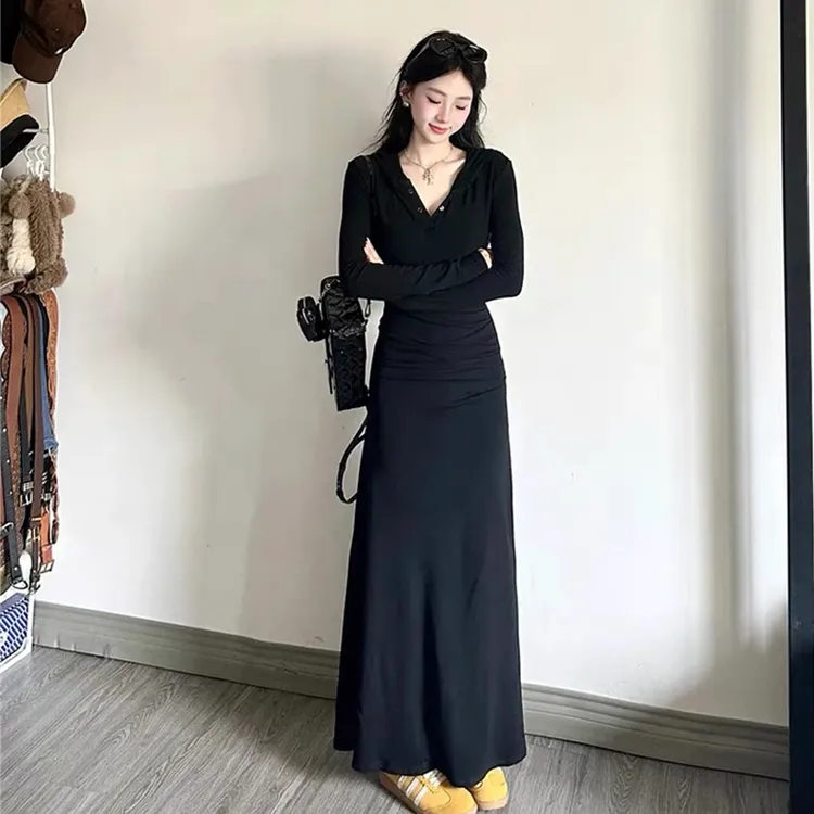秋季新款连帽连衣裙子女纯欲风包臀裙修身显瘦大摆裙子
