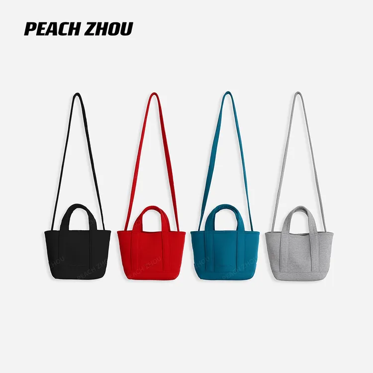『PEACHZHOU』徽标刺绣针织手提托特包休闲松驰可拆卸肩带单肩小包