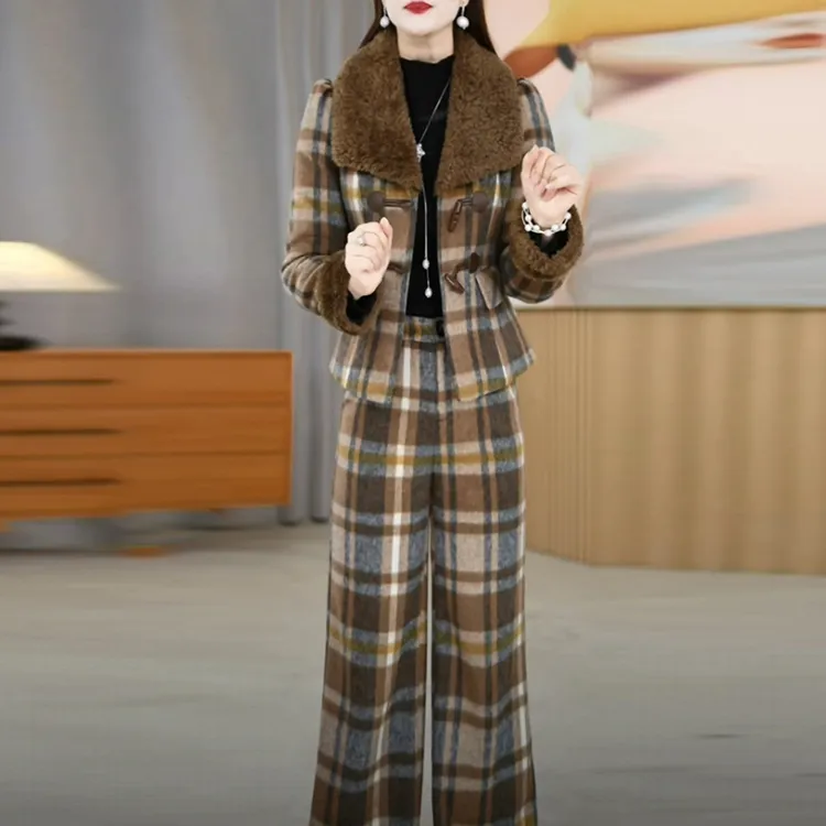 麦登尔绒夹棉加厚保暖时尚套装2025秋冬季新款修身显瘦格纹两件套