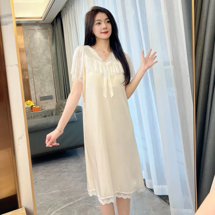 冰雪丝胸垫蕾丝纯色连衣裙家居服