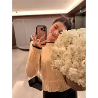 【盒子专享】拿捏松弛    拼色圆领针织时尚毛衣