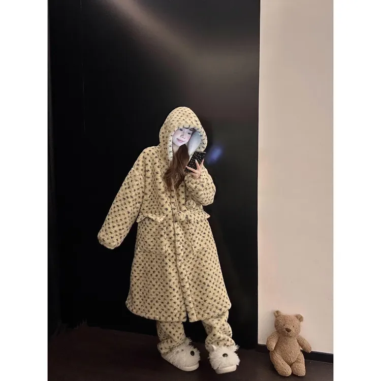 【DMXJ大梦想家】韩版珊瑚绒睡衣女秋冬新款睡袍外套长裤家居服套装