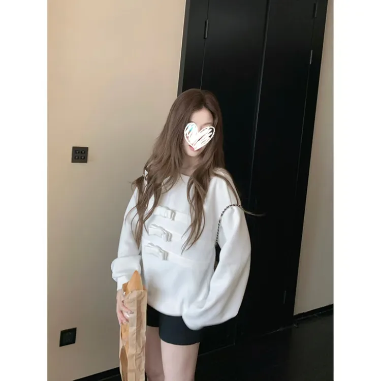 秋季慵懒风减龄甜美简约设计感蝴蝶结圆领长袖卫衣女B061