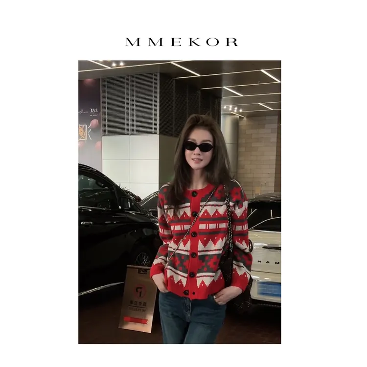 MMEKOR“维亚冬恋”毛衣 2025新款秋款活力常青藤时髦上衣 30607