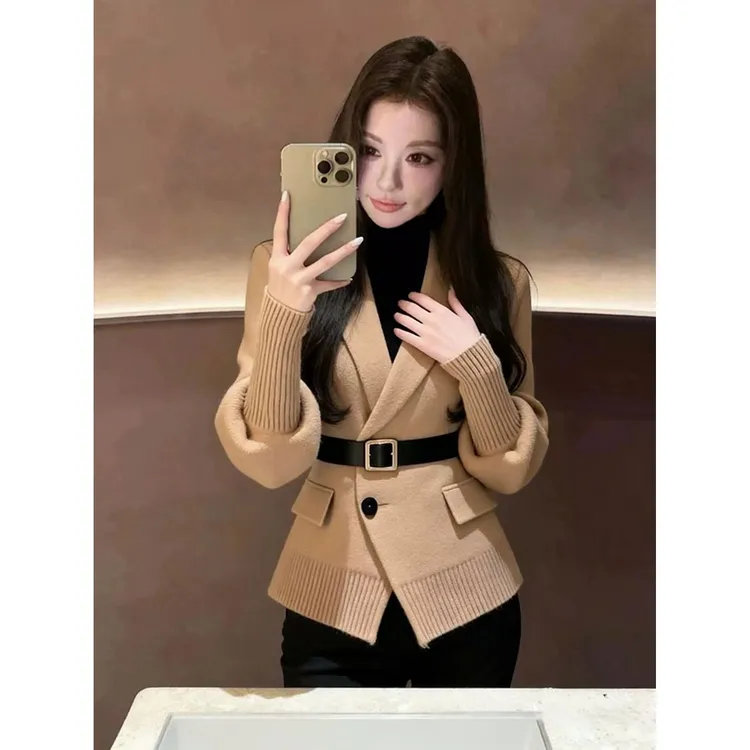 独特超好看收腰毛衣外套女装新款爆款秋气质显瘦针织开衫