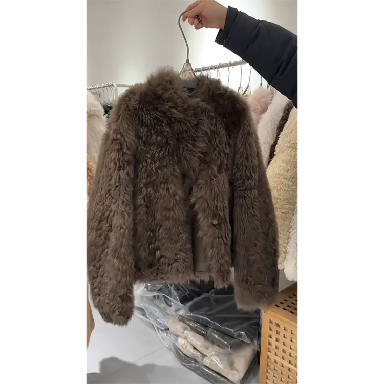 韩版设计感简约风修身显瘦时尚毛绒绒宽松百搭时尚外套上衣穿搭女