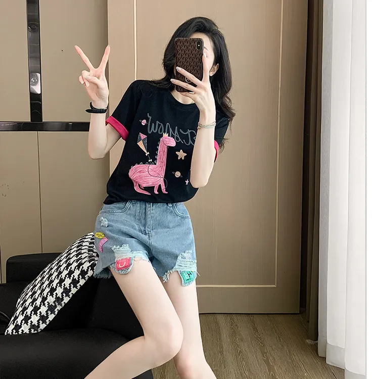 爆款小个子时尚套装2025洋气短袖T恤显瘦新款粉色牛仔短裤两件套