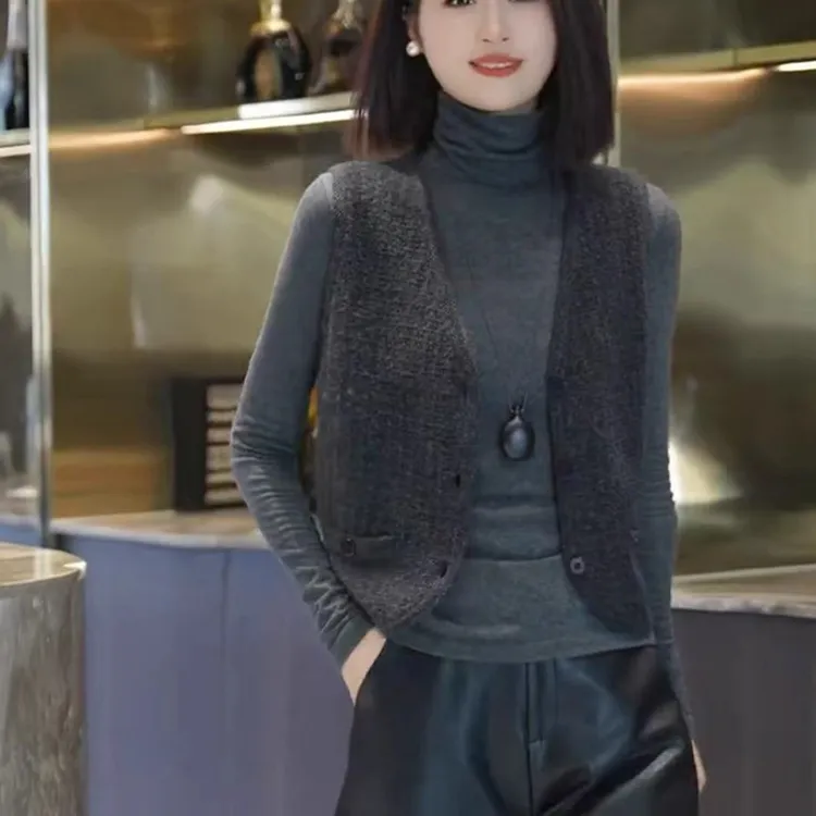 欧货高端大牌时髦舒适针织马甲2025秋冬流行背心高级感内搭上衣女