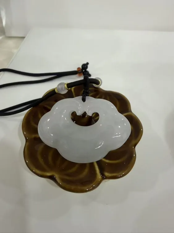 精品天山翠《如意祥云锁》男女通用时尚百搭【寓意】万事如意吉祥富贵