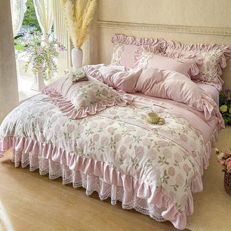 法式奢华床品雕花牛奶绒四件套床裙款公主风防滑保暖加厚花边被套