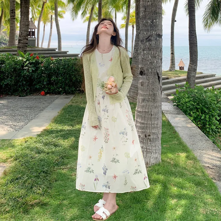 海边度假风套装裙女2025夏季新款森系小清新氛围感开衫印花背心裙