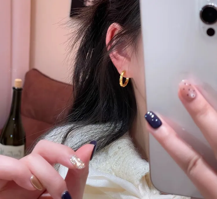 钛钢耳饰 不掉色波浪纹耳圈-内径18mm 耳多厚可带