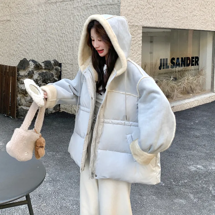 浅蓝色皮毛一体拼接羽绒服女2025冬季韩版独特超好看90白鸭绒外套