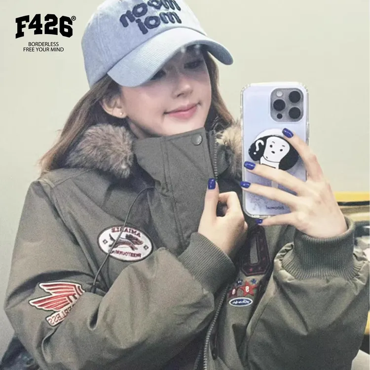 F426【代言人赵露思同款】复古刺绣标连帽毛领派克夹克棉服7668 XH