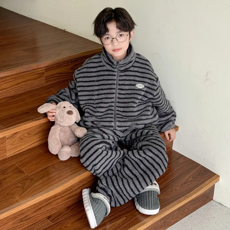 男童冬季珊瑚绒睡衣2025新款中大童儿童秋冬款加绒加厚男孩家居服