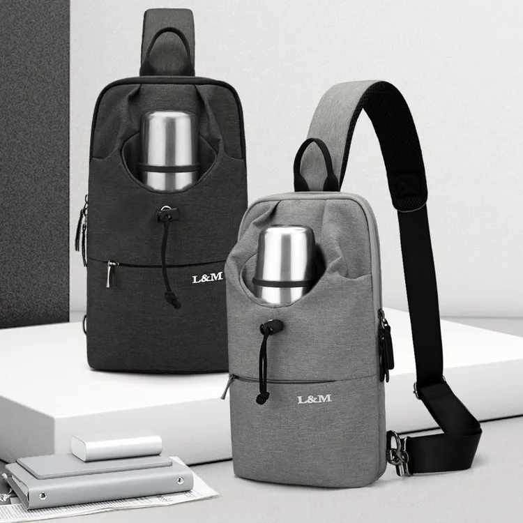 【1.6万人好评】胸包男士单肩斜挎包胸前潮牌个性多功能运动休闲小