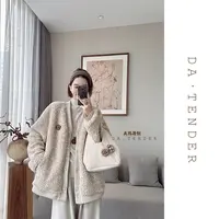 DA·Tender【壁炉咖啡毛绒外套】厚实保暖显瘦版型小花胸针