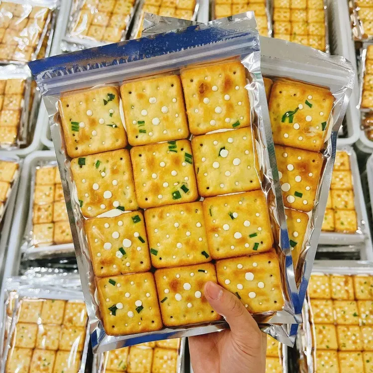 手撕香葱牛轧夹心饼干台湾风味牛轧糖解馋休闲零食整片装190g/盒