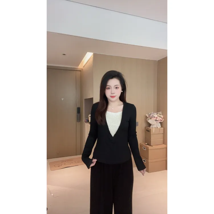 冬季新款磨毛加绒网纱重工珠链T恤打底衫 +裤子套装