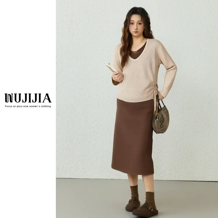 五季家秋季两件套ZL111787卡其色上衣搭配ZL110490黑色/咖色