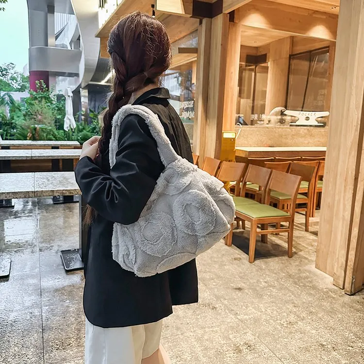 韩系小众秋冬毛毛包高级感毛茸茸包包女2025新款大容量单肩毛绒包