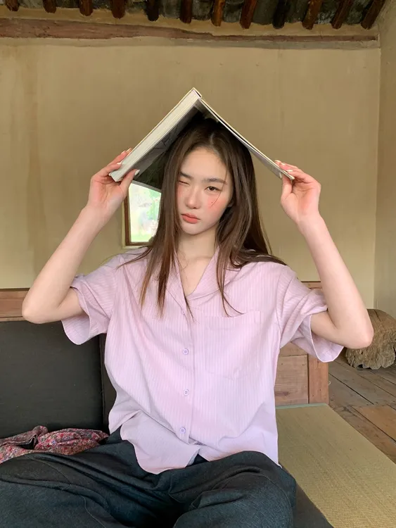 条纹韵律~古巴领条纹短袖衬衫女夏2025新款洋气小衫宽松V领上衣