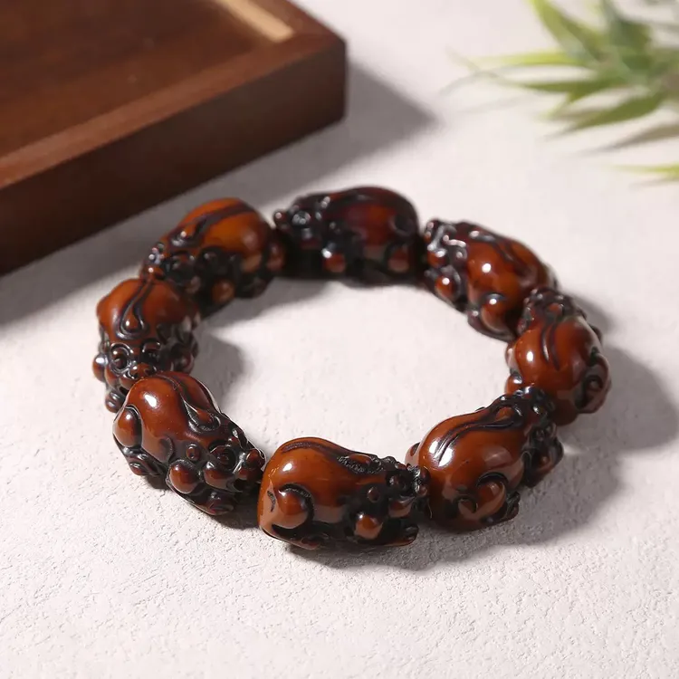 （一等精品）雕刻貔貅手串手把件挂件男女款手串规格约35*28*18