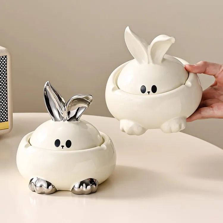 轻奢风陶瓷烟灰缸大耳欢乐兔烟灰缸带盖防飞灰家用客厅办公室烟缸
