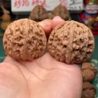 【闪购商品】把件文玩核桃43三角白