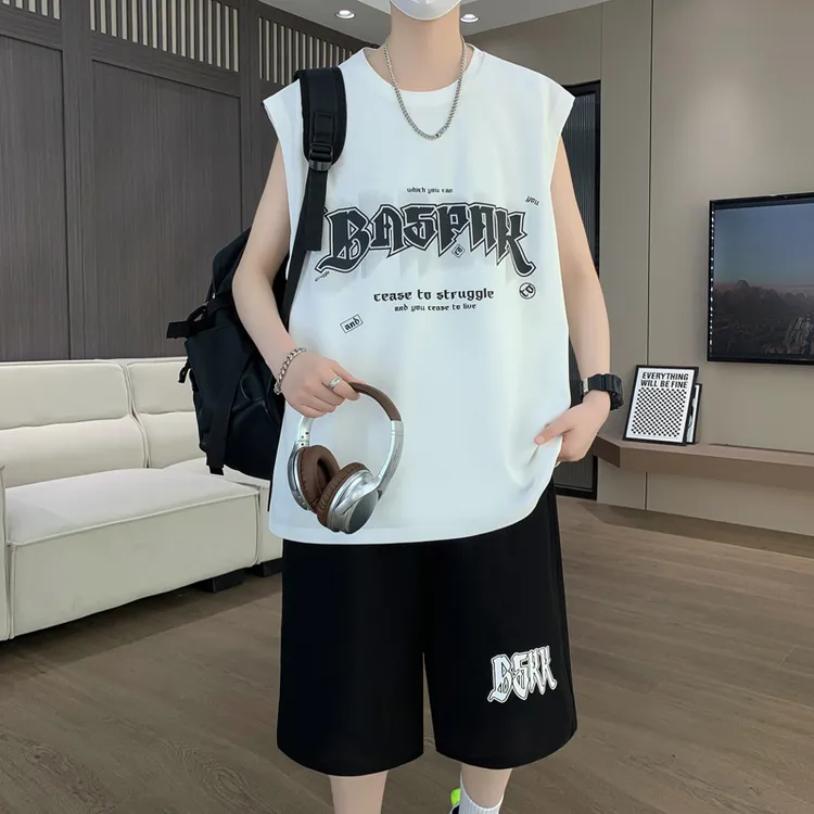 夏季薄款无袖t恤男孩套装帅气ins青少年休闲背心运动短裤两件套潮