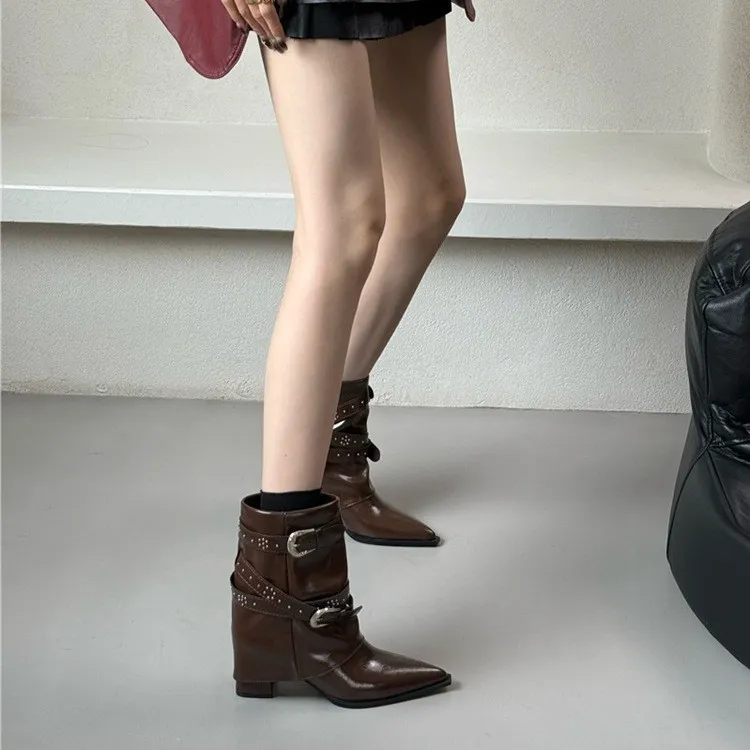 高跟靴粗跟尖裤管靴短靴女2025秋冬新款铆钉皮带扣套筒时装靴女