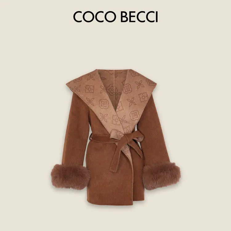 COCO BECCI【贵妇战袍】绵羊毛狐狸毛翻领撞色优雅外套CFHHC300172