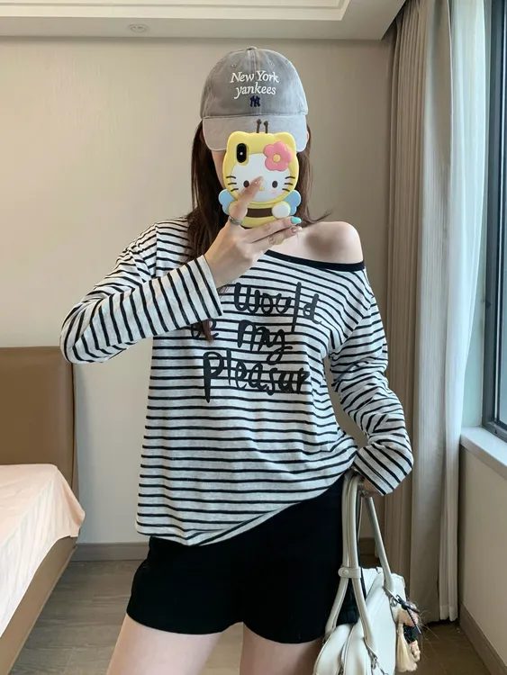 韩系条纹字母印花斜肩长袖T恤2025夏季新款女针织衫洋气减龄上衣