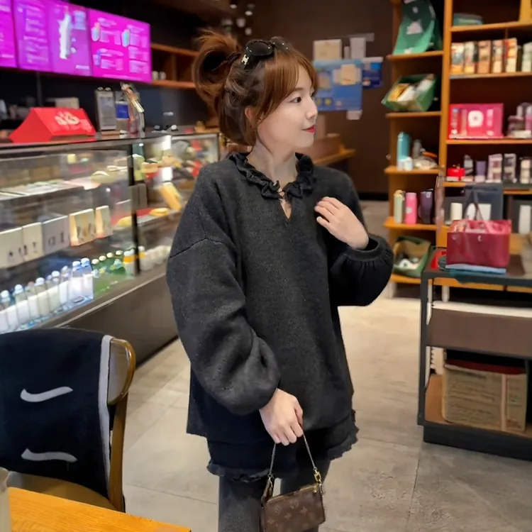 大码女装韩系木耳边毛衣短裤巨好看的两件套冬装慵懒风针织衫套装